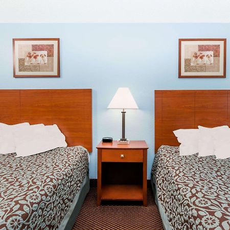 Days Inn By Wyndham Ankeny - Des Moines Dış mekan fotoğraf